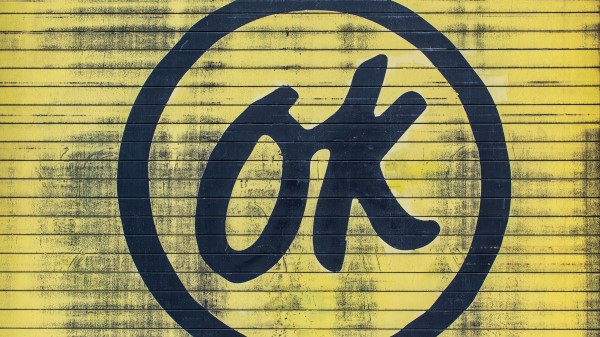 Inscription Ok Wall wallpaper