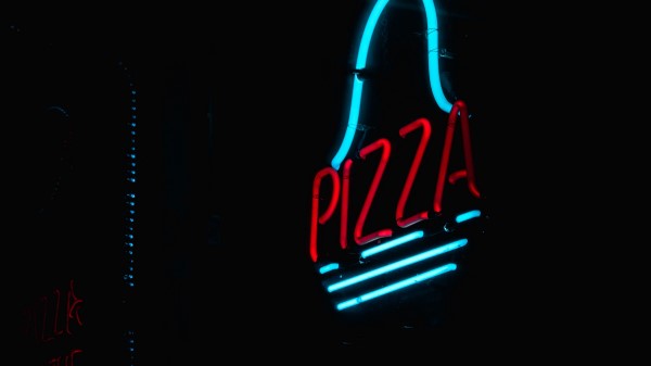 Signboard Neon Pizza wallpaper